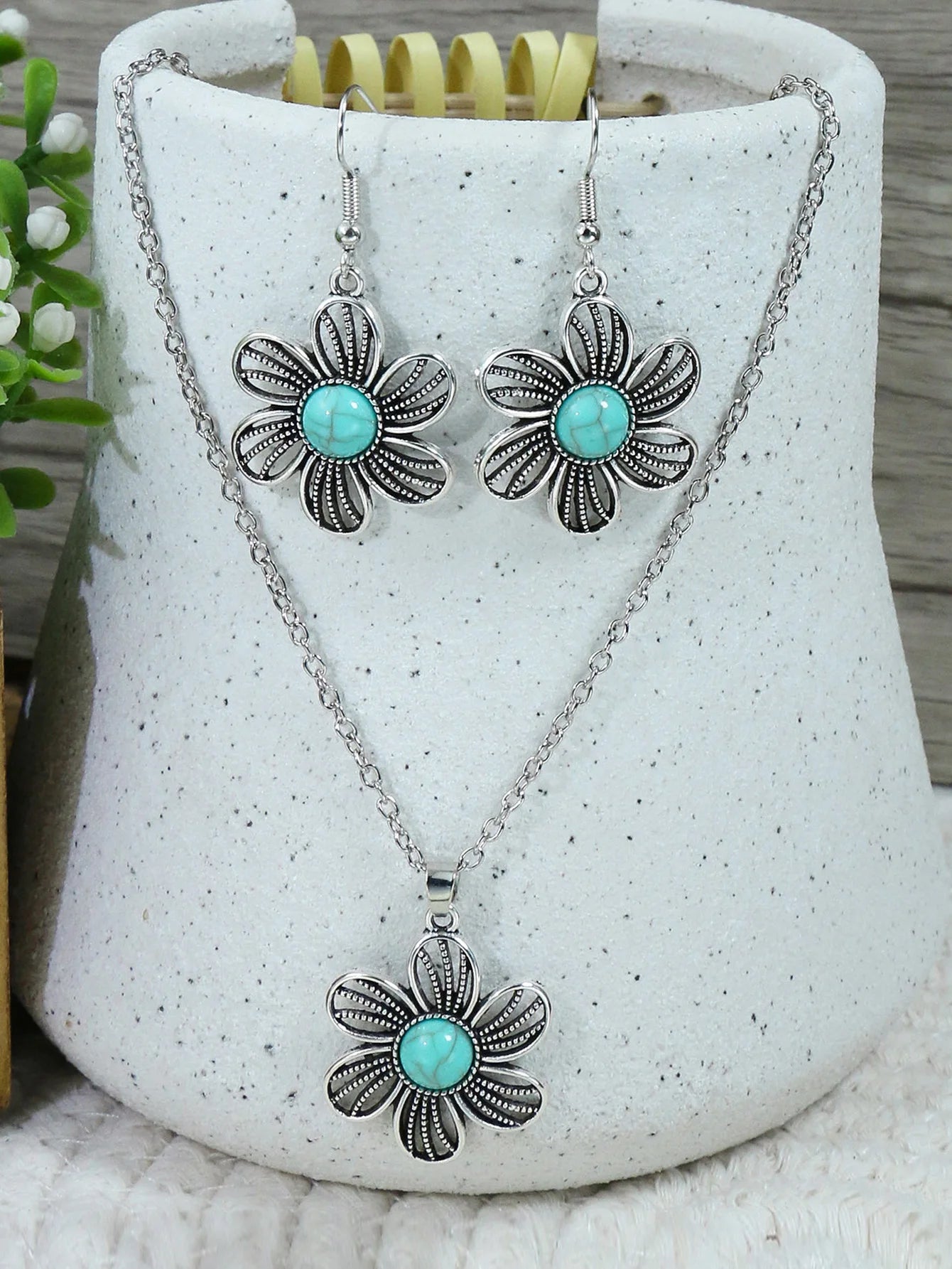 Go West Vintage Turquoise Flower Set - Wyomerican